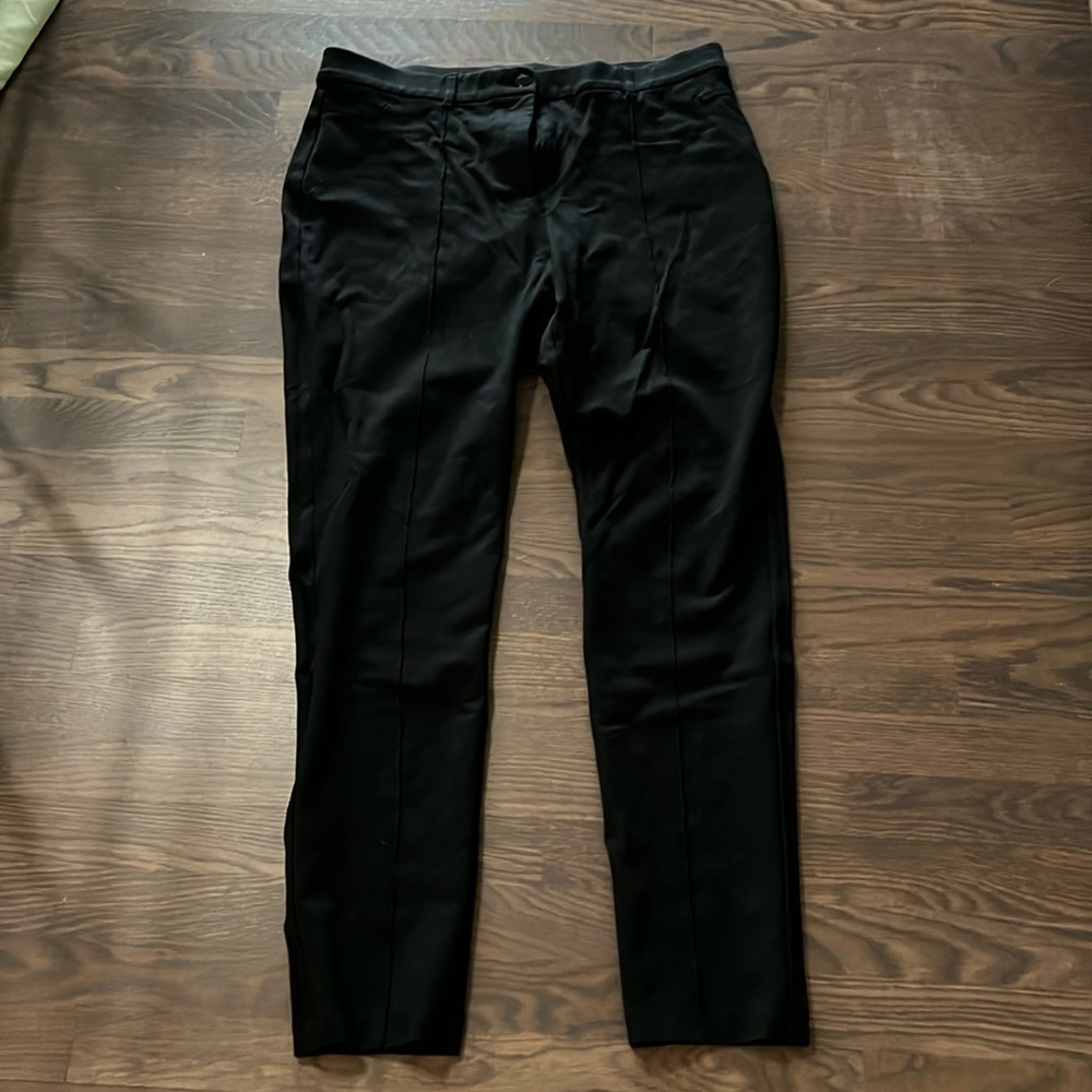 Chicos So Slimming Pants